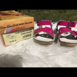 Girls Salt Water  sandals - size 5